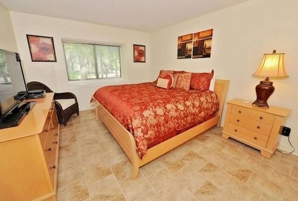 2332 Racquet Club at The Sea Pines Resort Hilton Head Island - photo 2