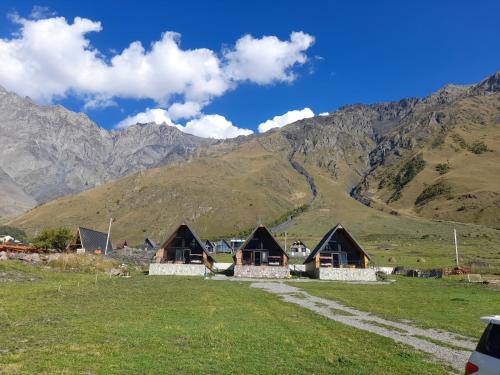 Kera Cottages Kazbegi
