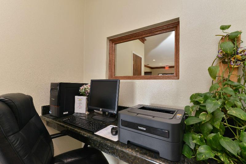 Best Western Regency Inn & Suites - photo 40