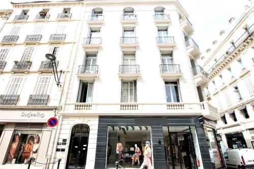 Rue D'antibes Center - last minute hotel in Cannes