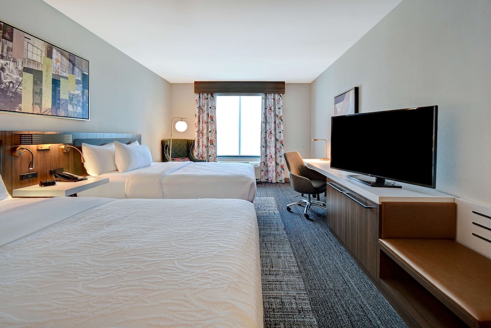Hilton Garden Inn Kalamazoo - photo 16