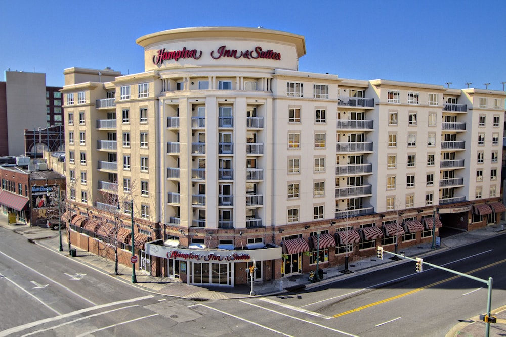 Hampton Inn & Suites Memphis Beale Street - photo 56
