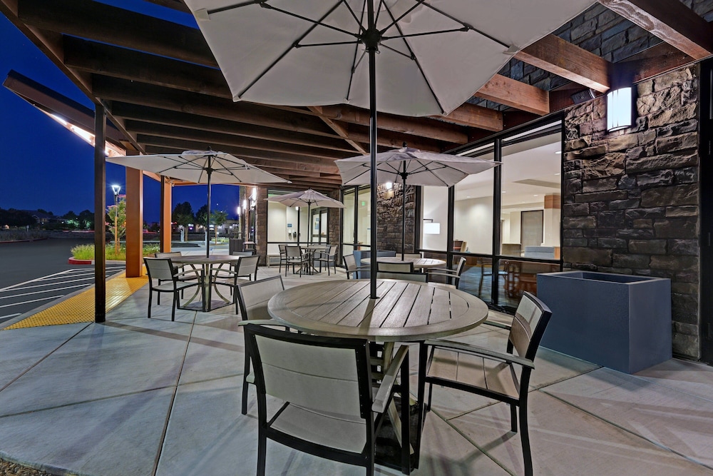 TownePlace Suites by Marriott Sacramento Airport Natomas - photo 55
