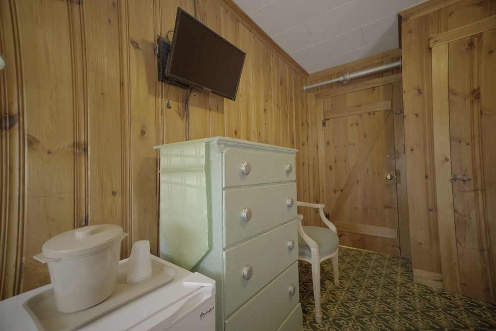Betty Doon Hotel - photo 74