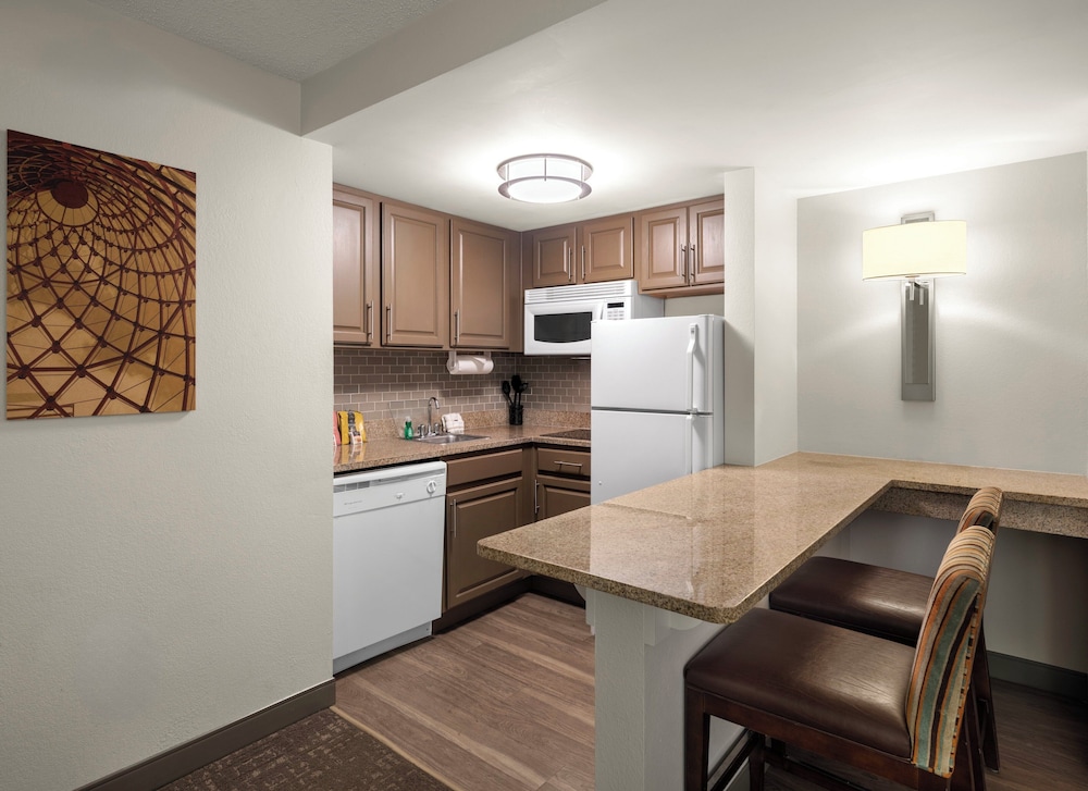 Staybridge Suites Indianapolis Airport by IHG - photo 53