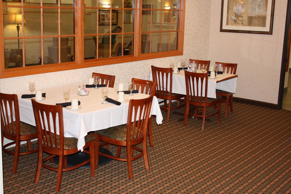 Holiday Inn Riverton by IHG - photo 18
