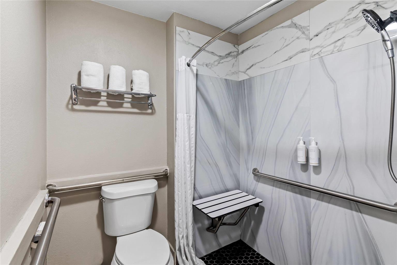 Super 8 by Wyndham Fredericksburg - photo 22