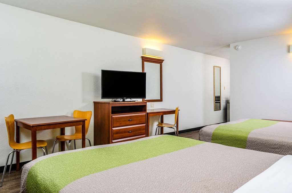 Motel 6 Oakdale CA - photo 17