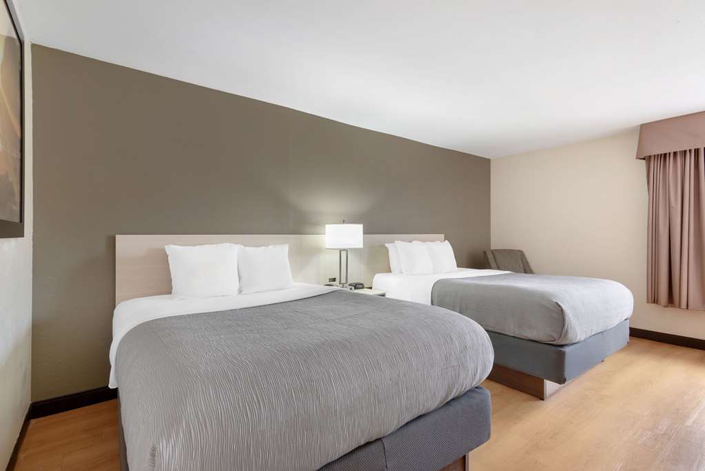 Quality Inn Valley West Point - photo 15