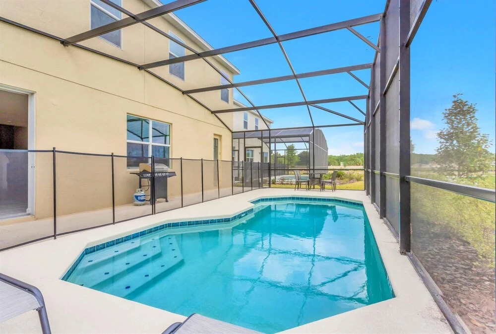 8BR Resort Mansion w Pool Games Room BBQ - photo 11