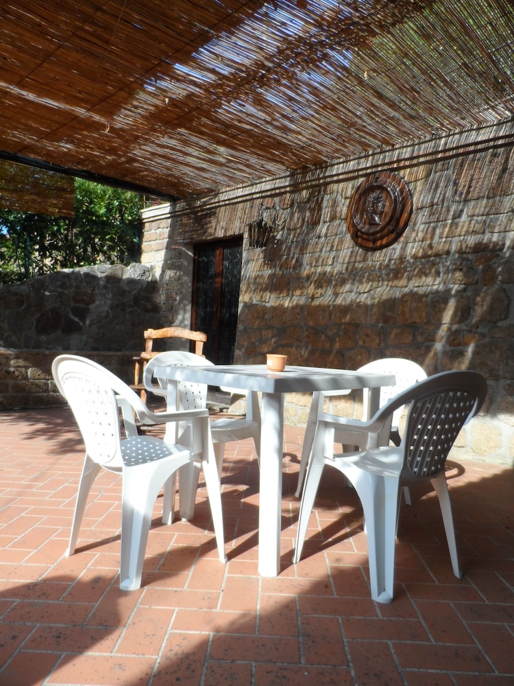 Casa Serafina Typical Three room Apartment Historic Green Area — 4-Star Luxury Hotel in Orvieto, Italy