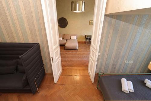 Central Tbilisi Modern 1BR Apt By Wehost