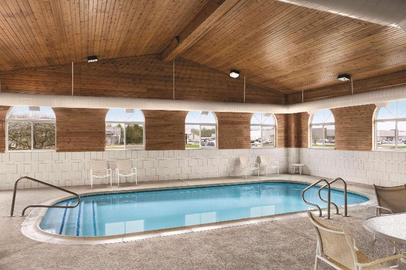 Wingate by Wyndham Auburn - photo 29