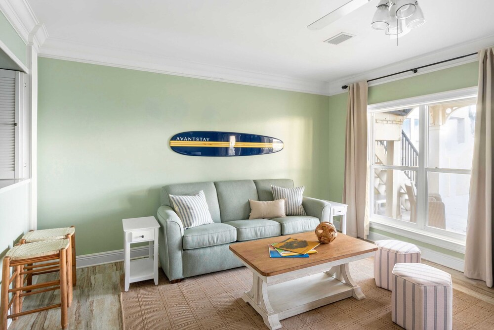 Promenade by Avantstay Beach Front Mansion w Breathtaking Views & Pool - photo 33