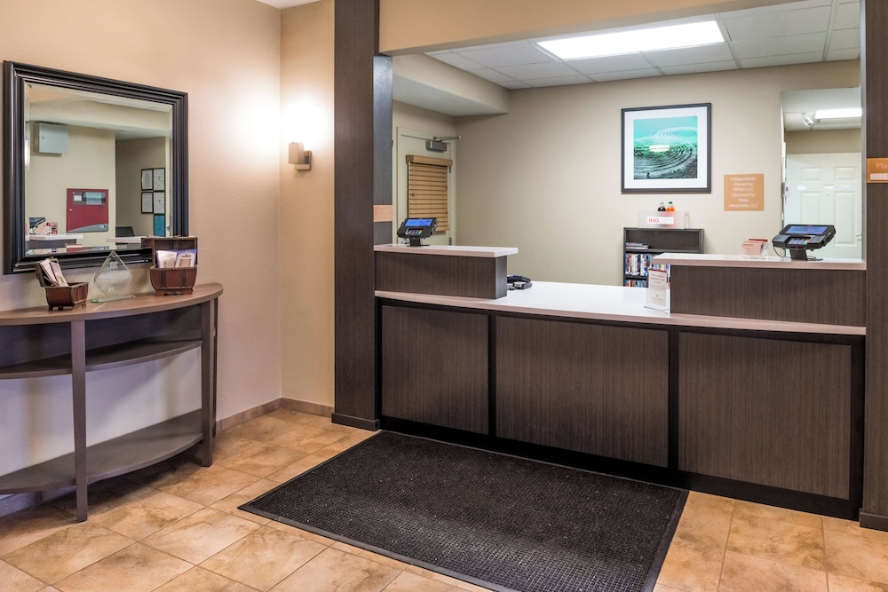 Candlewood Suites Paducah by IHG - photo 61