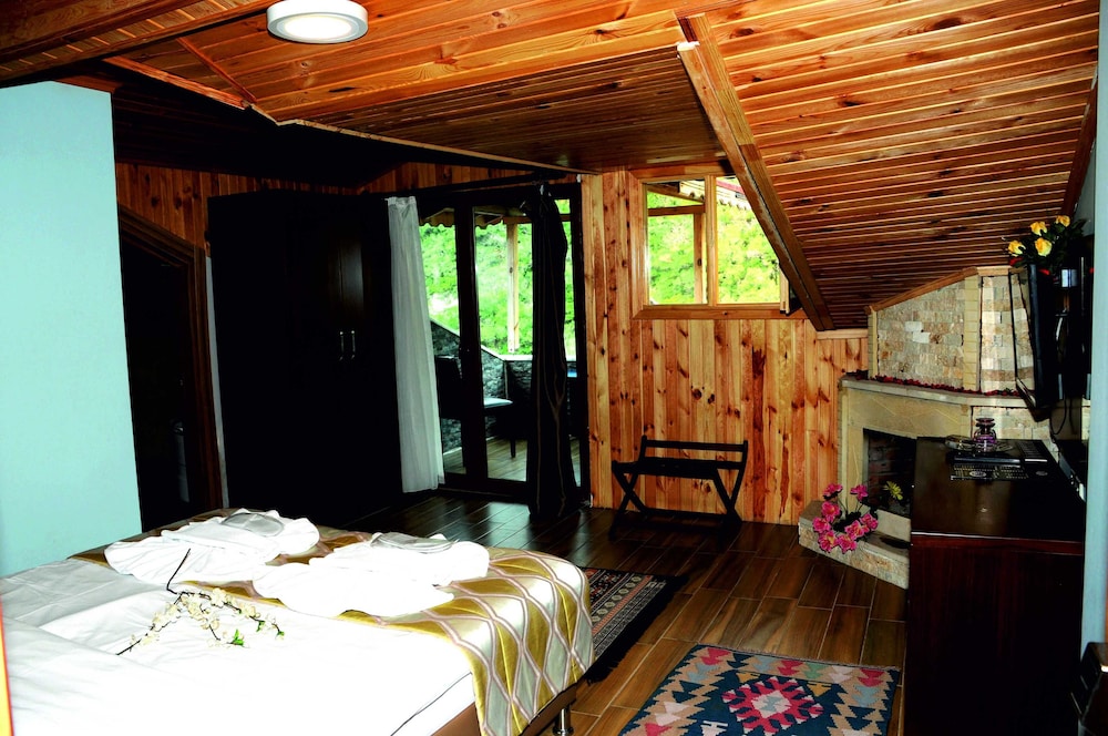 Hill River Hotel — Sile — photo 4