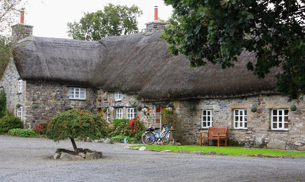 Bearslake Inn - carbon neutral hotel in Okehampton
