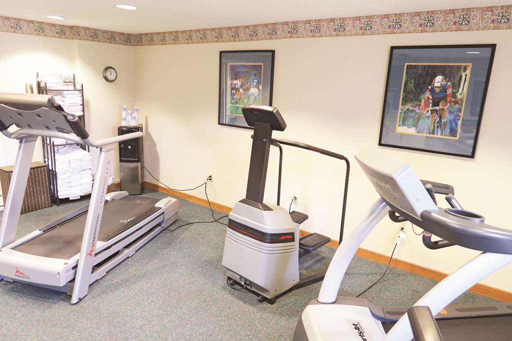 La Quinta Inn by Wyndham Milwaukee Airport Oak Creek - photo 12