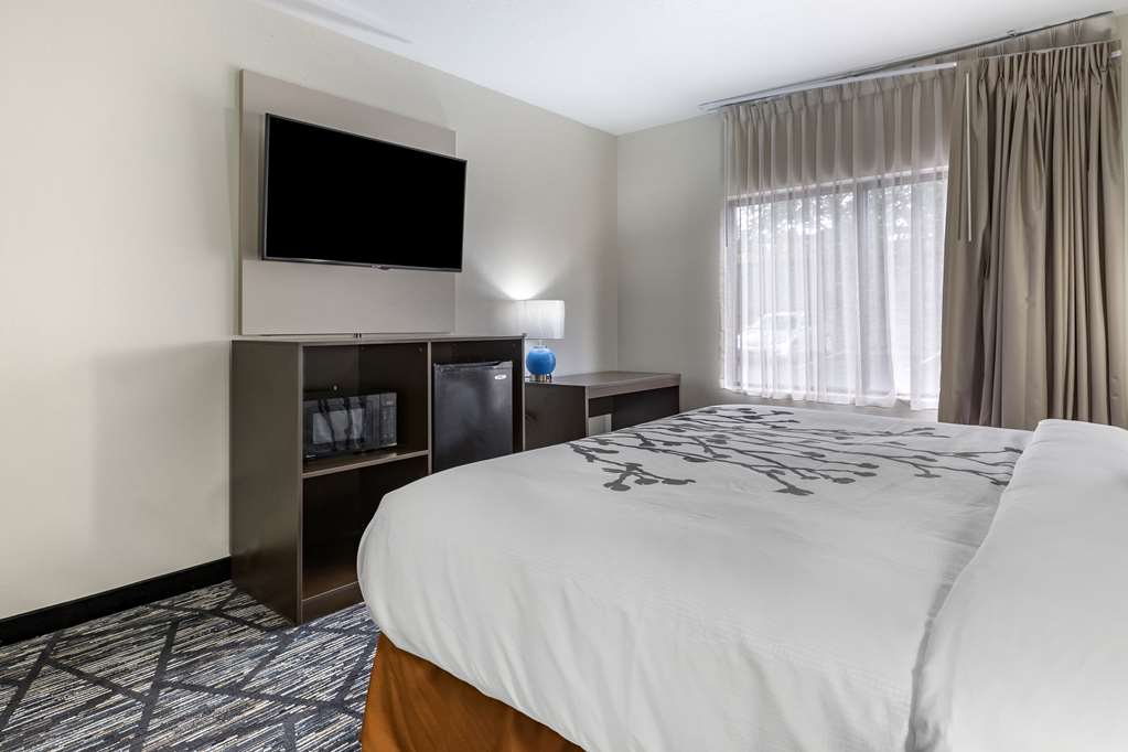 Super 8 by Wyndham Augusta Ft Gordon Belair - photo 17