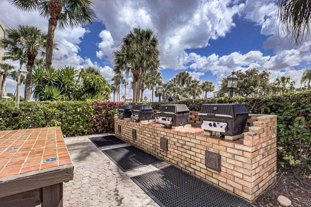 Harbor Towers Yacht Pool 1 Br condo by RedAwning - photo 13