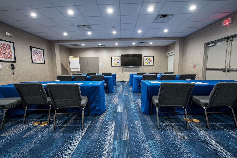 Holiday Inn Express & Suites Lake Charles South Casino Area by IHG - photo 98