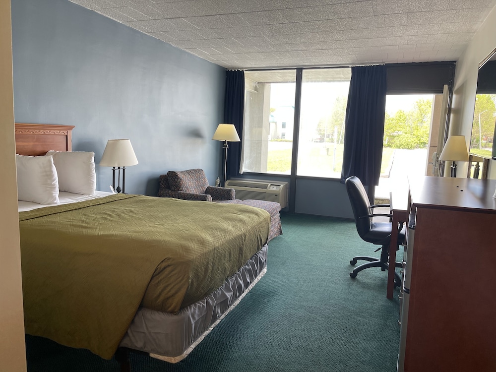Econo Lodge Altoona I 99 - photo 6