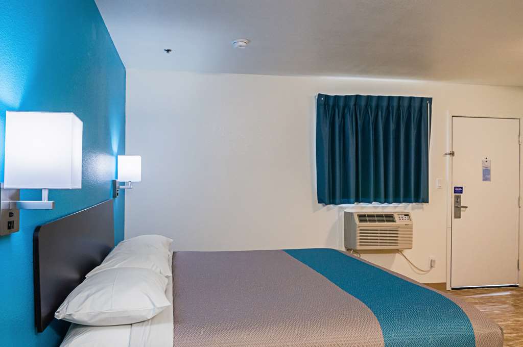 Motel 6 Bay Saint Louis MS - photo 12
