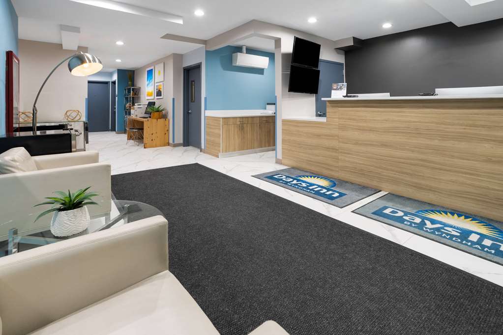 Days Inn by Wyndham Staten Island - photo 6
