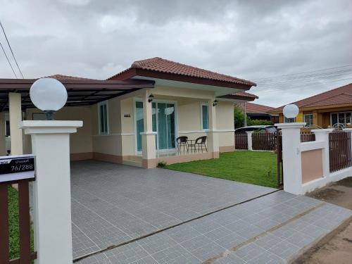 Happy Space Villa 2นอน 2น้ำ — 4-Star Luxury Hotel in Nakhon Phanom, Thailand