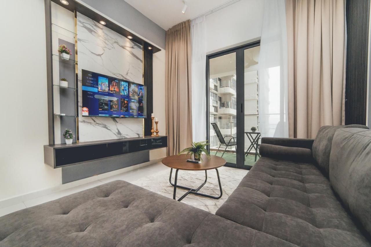 Bay Laurel Luxe HighFloor 2BR 4Pax Seaview by Our Stay — 4-Star Luxury Hotel in Johor Bahru, Malaysia