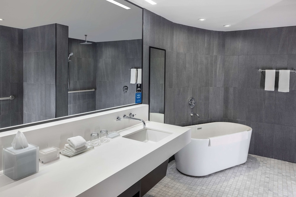 The Statler Dallas Curio Collection By Hilton - photo 50