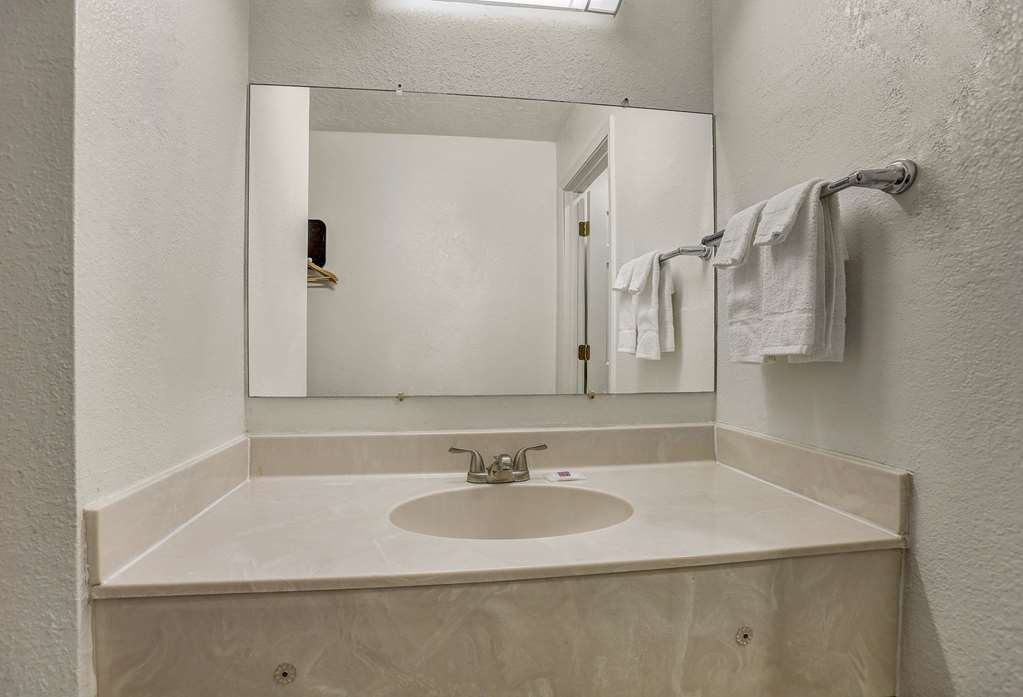 Motel 6 Clovis NM - photo 17