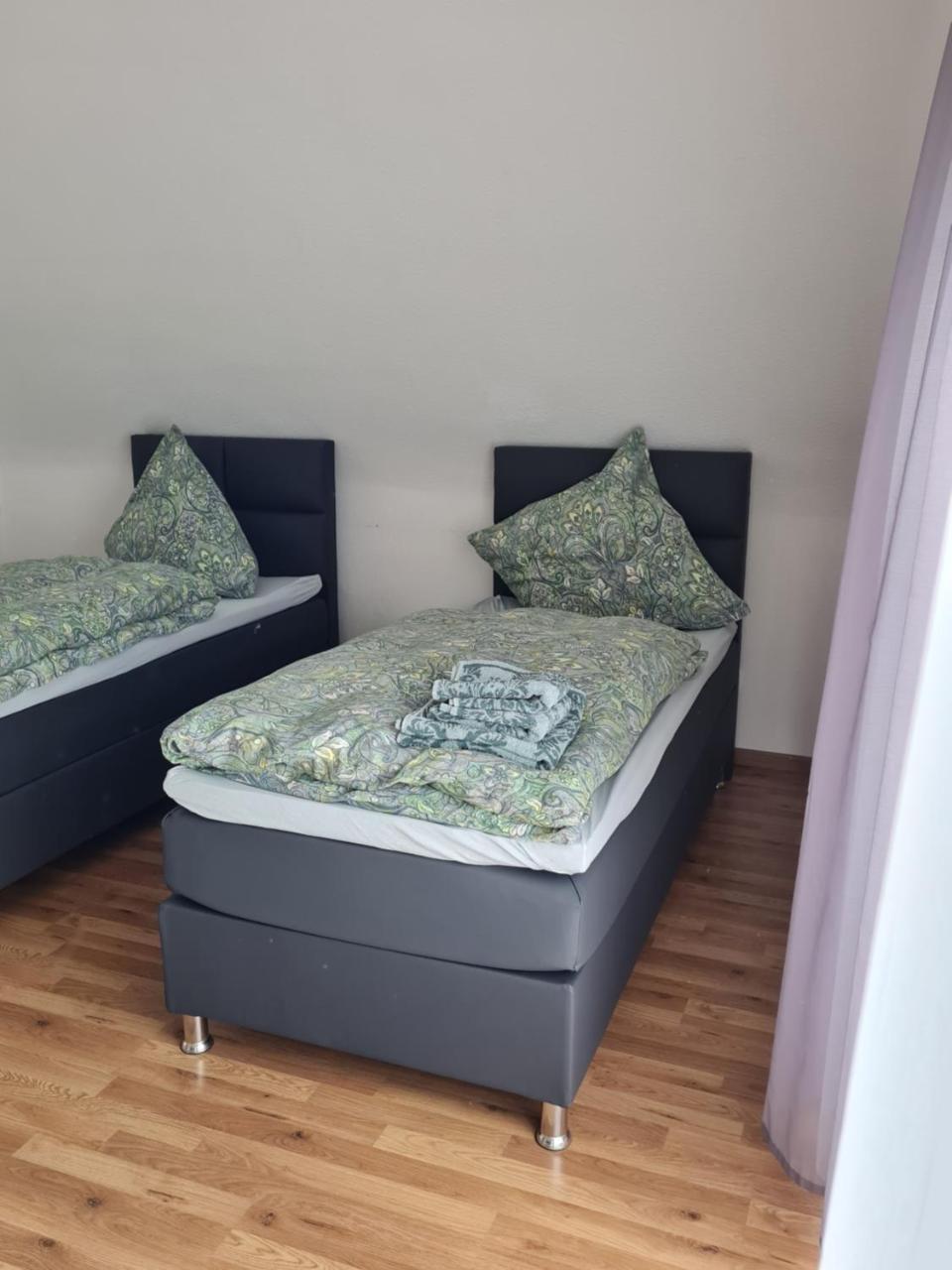 An Der Norf 65 Bitte Beachten Sie Die Check In Und Check Out Zeiten — 4-Star Luxury Hotel in Neuss, Germany
