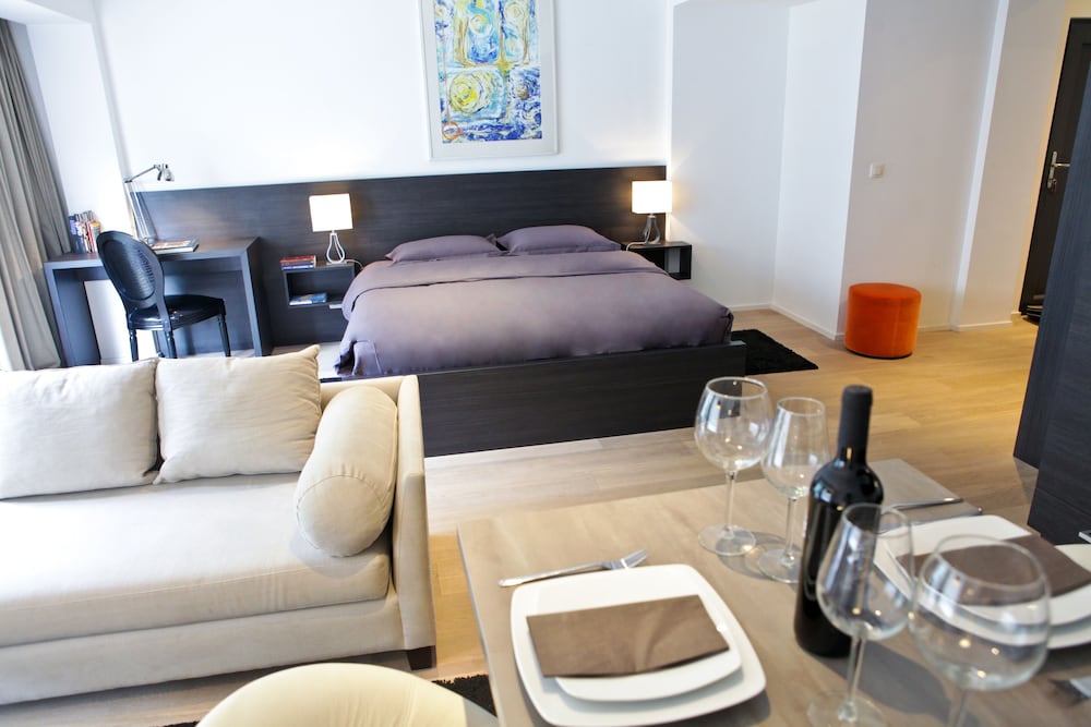 Flat Moliere — 4-Star Luxury Hotel in Brussels, Belgium
