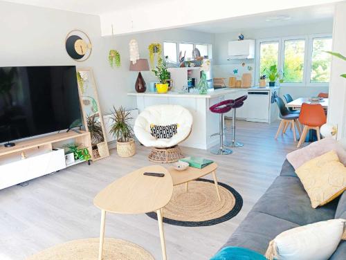 Superbe T3 Terrasse Et Jardin Centre Bourg — Caudan