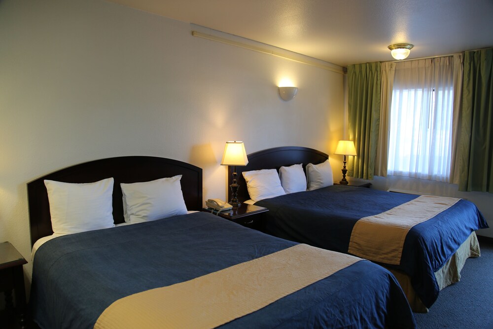 Idaho Inn - photo 10