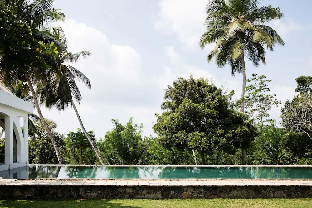 Halala Kanda by Boutique - carbon neutral hotel in Unknown City