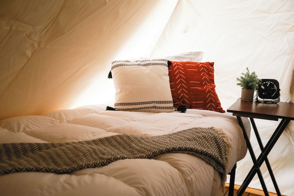 Glacier Glamping - photo 8
