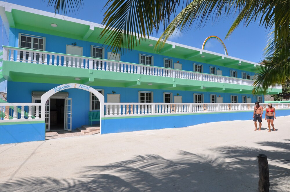 Rainbow Hotel — San Pedro