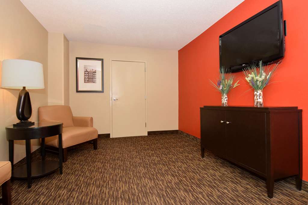 Sonesta Simply Suites Memphis - photo 4