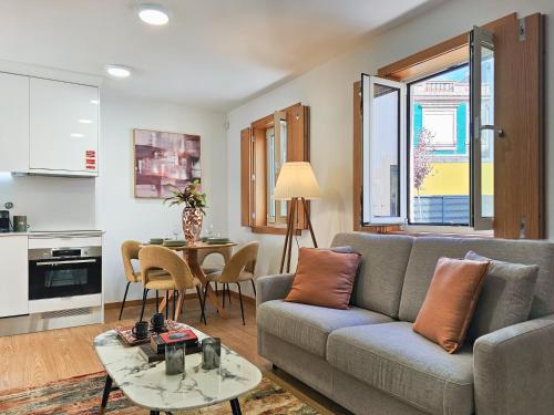 VIVA Boho House Duplex — 4-Star Luxury Hotel in Porto, Portugal