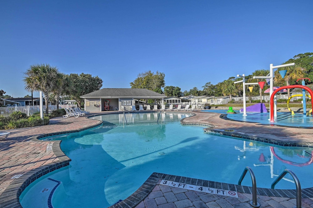 1 2 Mi to Ocean: Surfside Beach Resort Home in Murrells Inlet, United States