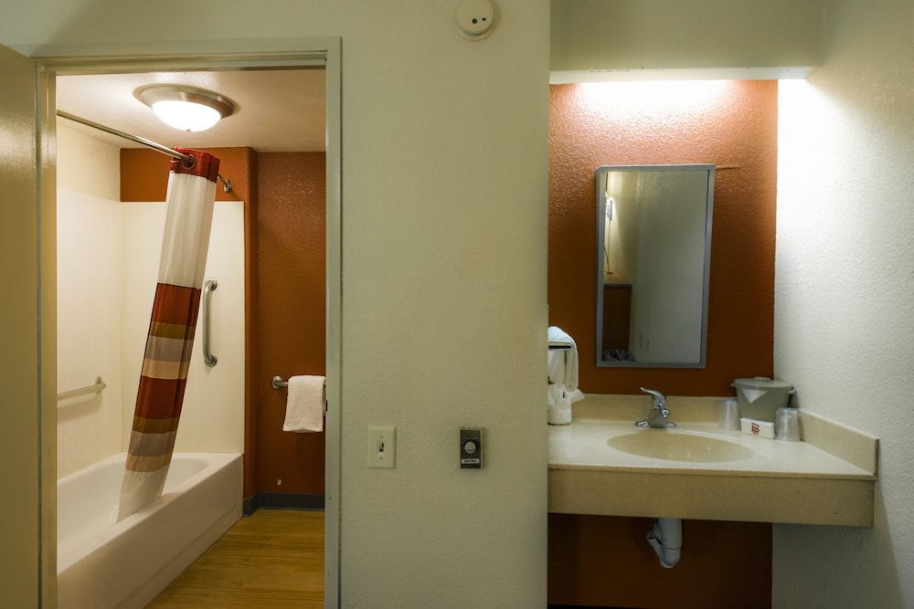 Red Roof Inn Chicago Joliet - photo 23