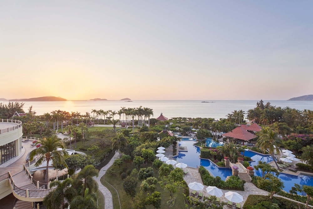 Sanya Marriott Yalong Bay Resort & Spa — 5-Star Luxury Hotel in Sanya, People's Republic of China