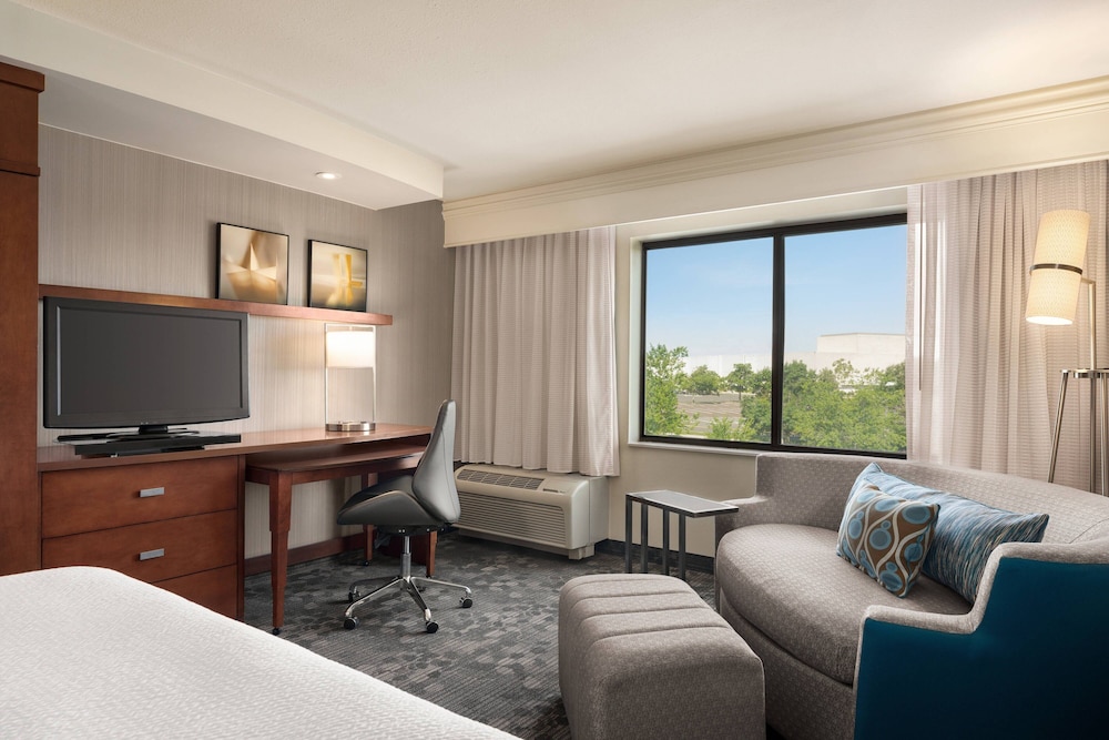 Courtyard by Marriott Philadelphia Montgomeryville - photo 12