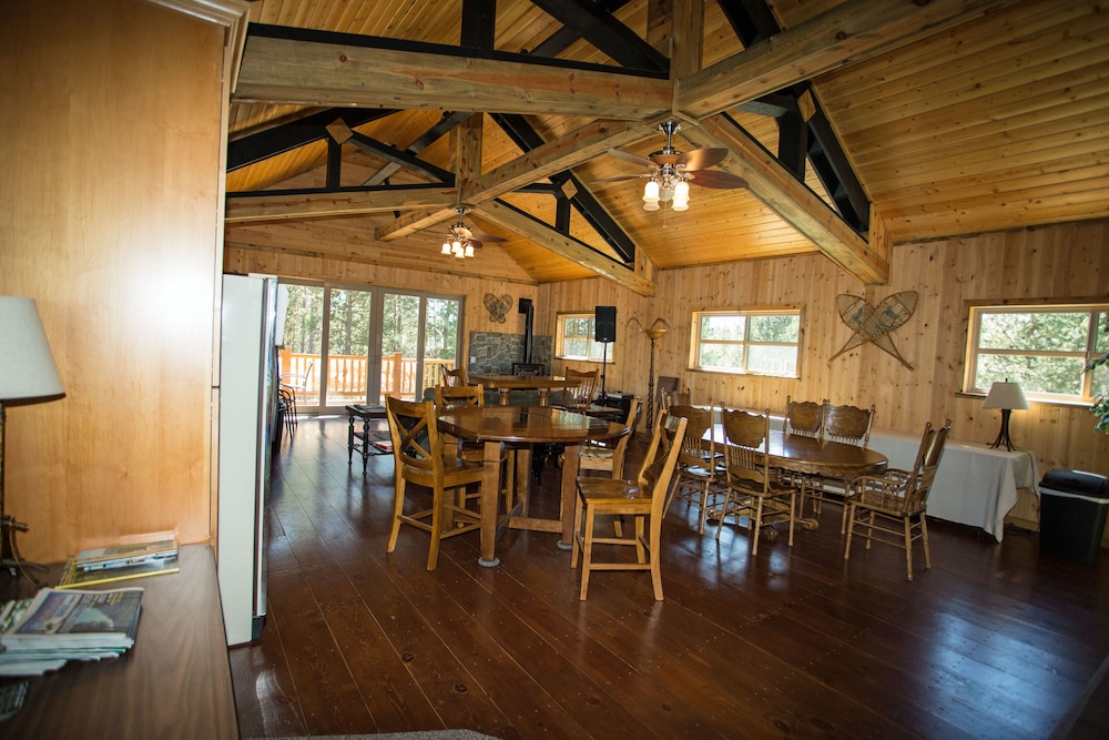 DiamondStone Guest Lodges - photo 45