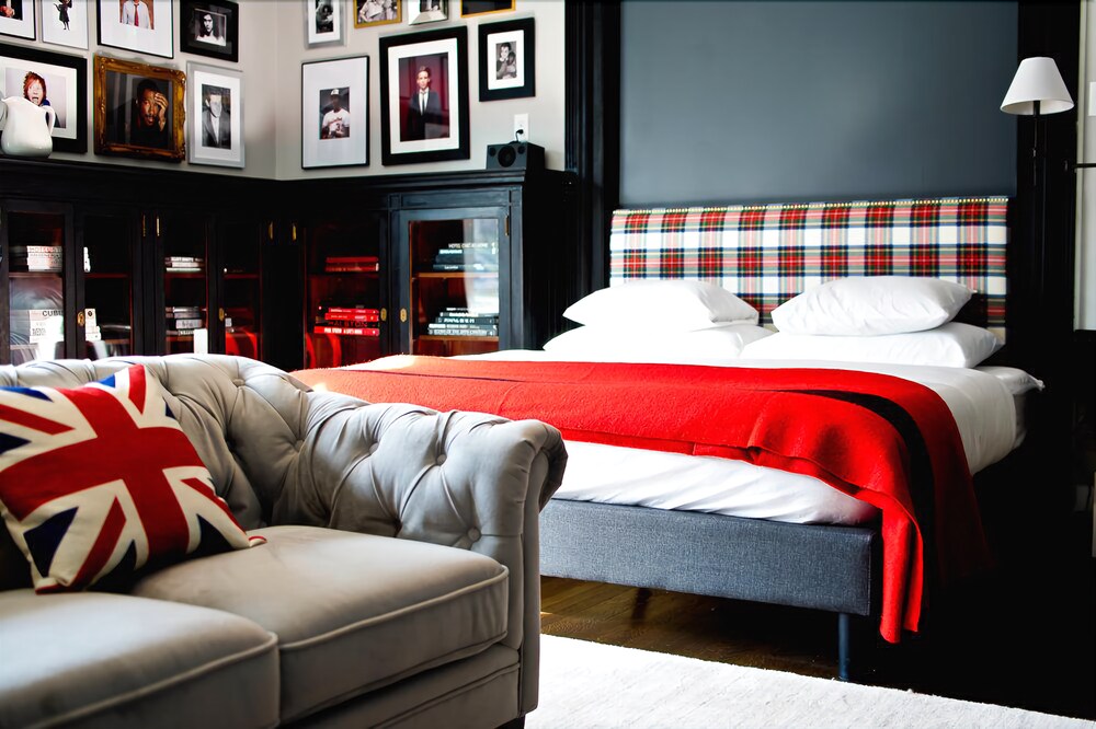 The George - photo 12