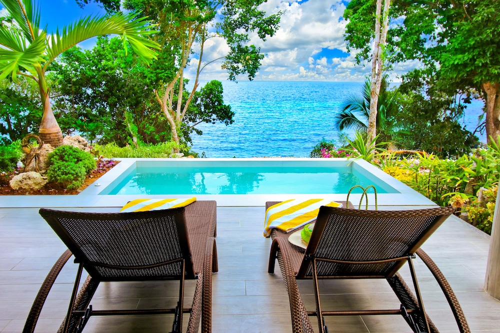 Bohol Shores in Dauis, Philippines