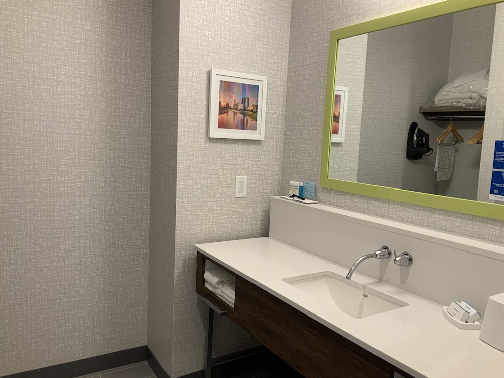 Hampton Inn & Suites Canal Winchester Columbus - photo 26