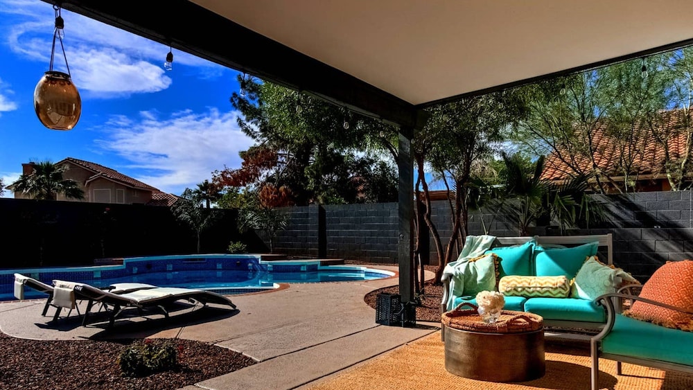 Scottsdale Kierland 4 Bdrm W resort Like Backyard - photo 23